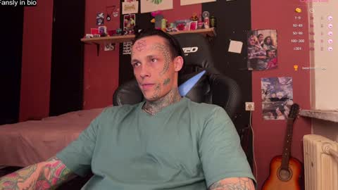 Snapshot of tommy__gun_ chatting on 12.30.24 Tommy and Katana online show from 12.30.24