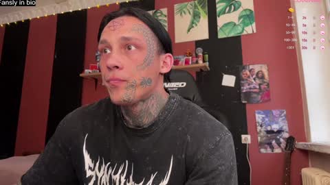 Snapshot of tommy__gun_ chatting on 01.01.25 Tommy and Katana online show from 01.01.25