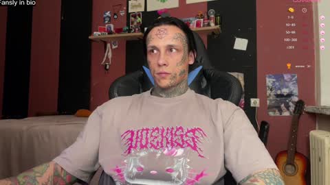 Snapshot of tommy__gun_ chatting on 01.05.25 Tommy and Katana online show from 01.05.25