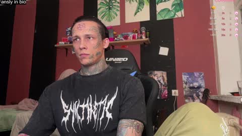 Snapshot of tommy__gun_ chatting on 01.11.25 Tommy and Katana online show from 01.11.25