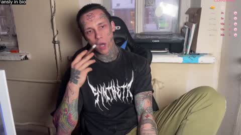 Snapshot of tommy__gun_ chatting on 01.12.25 Tommy and Katana online show from 01.12.25