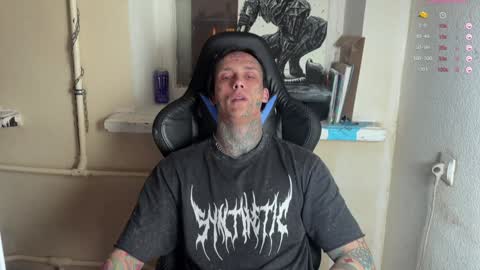 Snapshot of tommy__gun_ chatting on 01.15.25 Tommy and Katana online show from 01.15.25