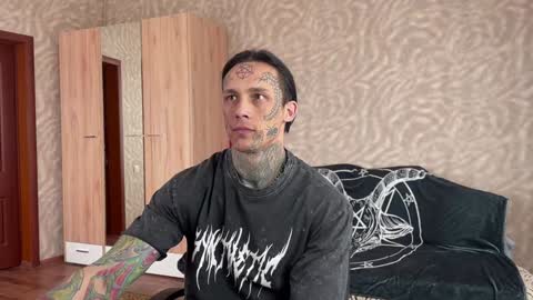 Snapshot of tommy__gun_ chatting on 01.25.25 Tommy and Katana online show from 01.25.25