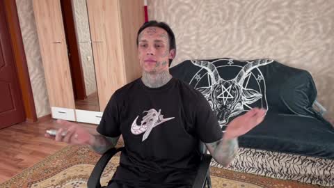 Snapshot of tommy__gun_ chatting on 01.26.25 Tommy and Katana online show from 01.26.25