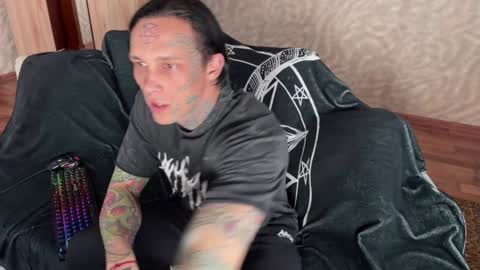 Snapshot of tommy__gun_ chatting on 01.31.25 Tommy and Katana online show from 01.31.25