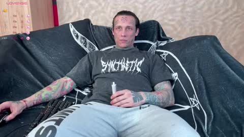 Snapshot of tommy__gun_ chatting on 02.19.25 Tommy and Katana online show from 02.19.25