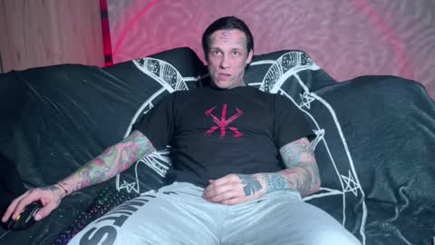 Snapshot of tommy__gun_ chatting on 02.23.25 Tommy and Katana online show from 02.23.25