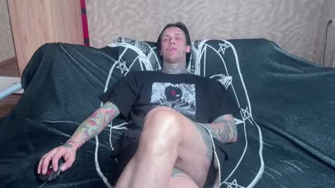 Snapshot of tommy__gun_ chatting on 03.05.25 Tommy and Katana online show from 03.05.25