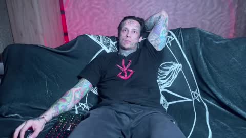 Snapshot of tommy__gun_ chatting on 03.11.25 Tommy and Katana online show from 03.11.25