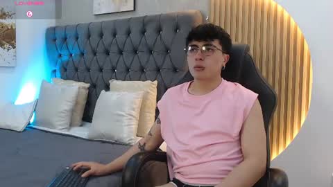 Snapshot of tommy_claks chatting on 06.17.26 Tommy online show from 06.17.26