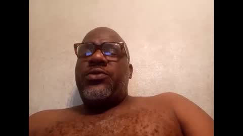 Snapshot of tommyboy771 chatting on 02.21.25 tommyboy online show from 02.21.25