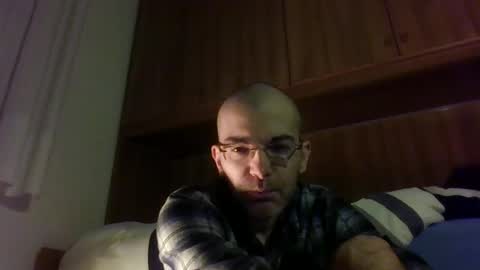 Snapshot of tommycorner chatting on 01.01.25 tommycorner online show from 01.01.25