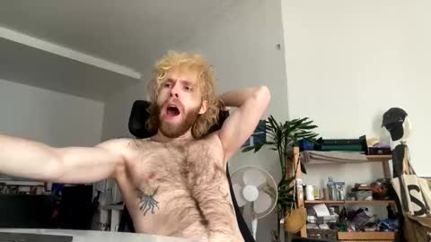 Snapshot of tommyg6420 chatting on 09.14.25 First Show ever 3 online show from 09.14.25