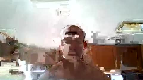 Snapshot of tommygunsfit chatting on 11.19.25 tommygunsfit online show from 11.19.25