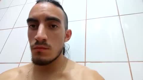 Snapshot of tommypv20 chatting on 01.05.25 Tommy online show from 01.05.25