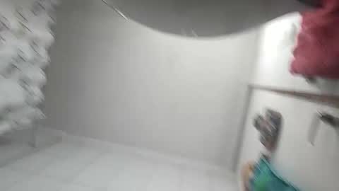 Snapshot of tommypv20 chatting on 10.17.25 Tommy online show from 10.17.25