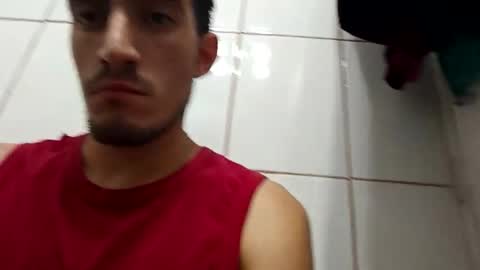 Snapshot of tommypv20 chatting on 12.01.25 Tommy online show from 12.01.25