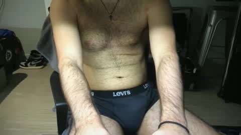 Snapshot of tompe00 chatting on 12.27.24 Tom online show from 12.27.24