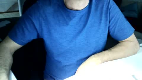 Snapshot of tomtom02029 chatting on 12.17.24 Tom online show from 12.17.24