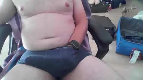 Snapshot of toncijukic chatting on 10.19.25 toncijukic online show from 10.19.25