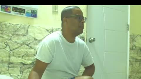 Snapshot of toni2814 chatting on 06.18.26 Antonio online show from 06.18.26