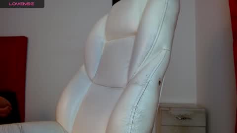 TONI BELMONT online show from 12.11.24