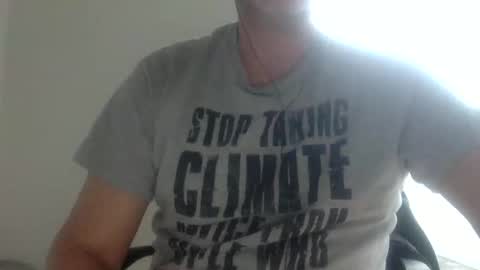 Snapshot of tonic999 chatting on 02.17.26 Call me Calvin online show from 02.17.26