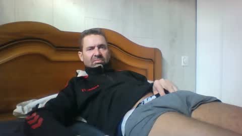 tonio358965 online show from 10.27.25