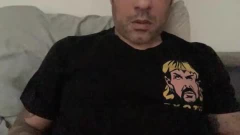 Snapshot of tony8miami chatting on 01.08.25 Tony8miami online show from 01.08.25