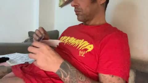 Snapshot of tony8miami chatting on 01.11.25 Tony8miami online show from 01.11.25