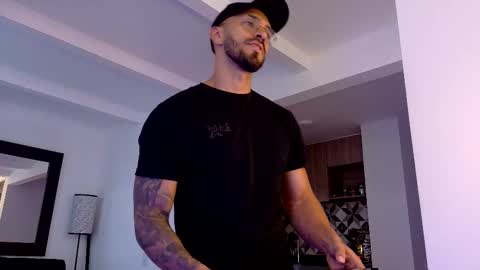 tony muscle1 online show from 10.21.25