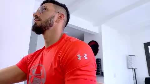 tony muscle1 online show from 03.16.26