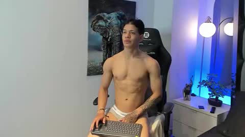 tony_petrov online show from 11.10.25