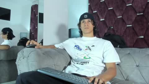 Tony Benedetti online show from 04.10.26