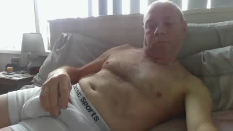 Snapshot of tonygibbson62 chatting on 02.05.25 tonygibbson62 online show from 02.05.25