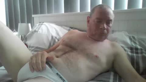 Snapshot of tonygibbson62 chatting on 10.27.25 tonygibbson62 online show from 10.27.25