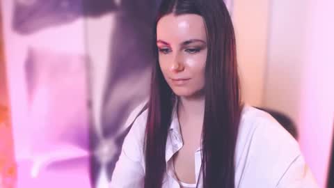 Elizabeth online show from 02.16.25