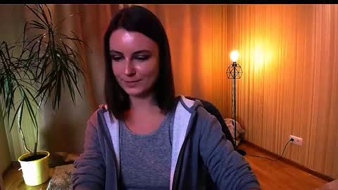 Elizabeth online show from 10.04.25