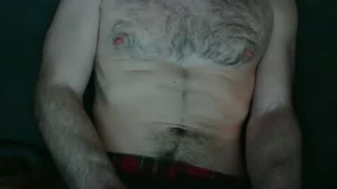 Snapshot of toocloudy chatting on 02.12.25 toocloudy online show from 02.12.25