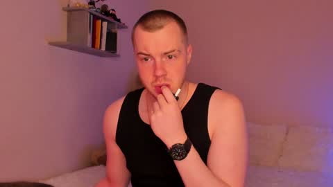 Snapshot of toohornyserj chatting on 12.01.24 toohornyserj online show from 12.01.24