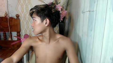 Snapshot of toothlessxx chatting on 07.01.26 jhonrex online show from 07.01.26