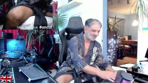 topalphaboss online show from 12.19.25