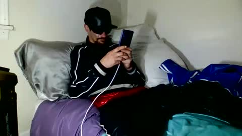 Snapshot of topdogintraining93 chatting on 05.28.26 SagMeOreduceMe online show from 05.28.26