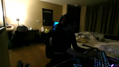 Snapshot of topplesstable18075 chatting on 12.28.24 topplesstable18075 online show from 12.28.24