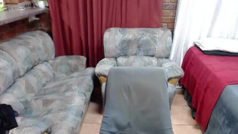 toptobottom4u online show from 11.04.25