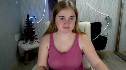Snapshot of tori_blond chatting on 01.17.25 tori_blond online show from 01.17.25
