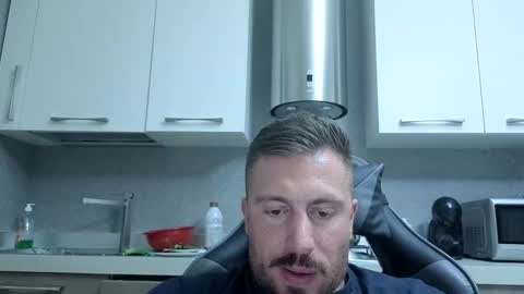 Snapshot of toro_arrapato chatting on 06.10.26 toro_arrapato online show from 06.10.26