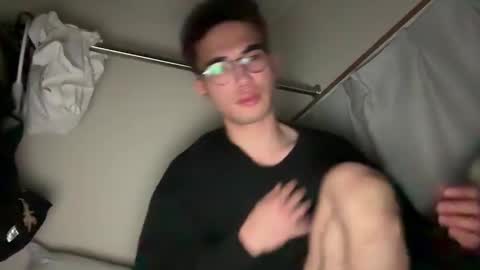 Snapshot of toshikaro0 chatting on 01.19.25 Karo online show from 01.19.25