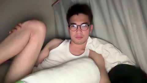 Snapshot of toshikaro0 chatting on 01.22.25 Karo online show from 01.22.25