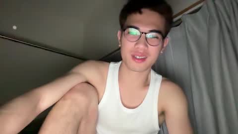 Snapshot of toshikaro0 chatting on 01.26.25 Karo online show from 01.26.25